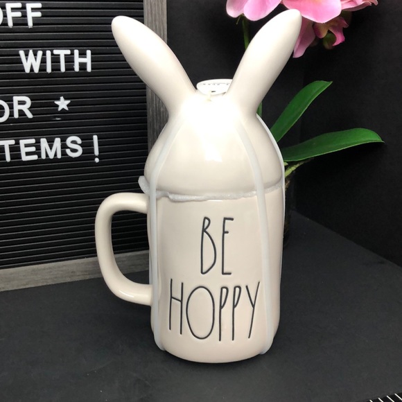 NEW with tags Rae Dunn Don’t Worry Be Hoppy Mug - Picture 3 of 10